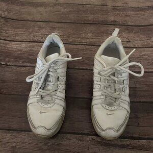 Nike Advantage Runner Running Shoes 386630-102 White Sneakers Girls 4 Youth Kids